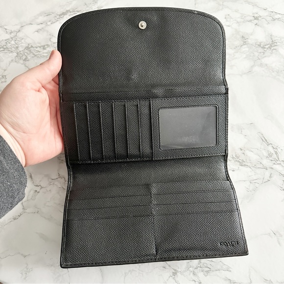 25. Coach Signature Outline Black Leather Envelope Trifold Wallet Card Holder - Picture 11 of 14
